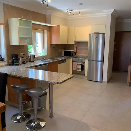 아파트 2 Bedroom - Only 100 Metres From The Fabulous Meia *