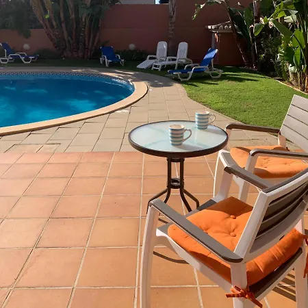 2 Bedroom - Only 100 Metres From The Fabulous Meia *