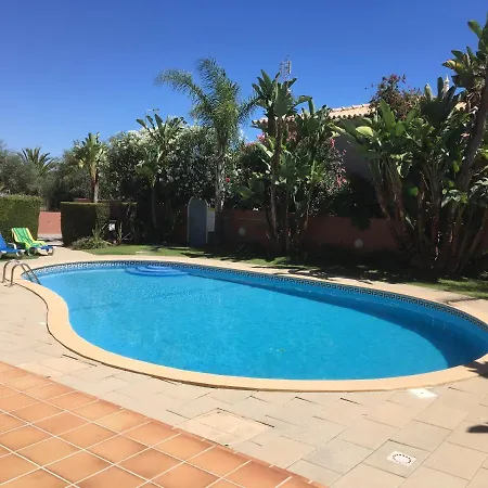 2 Bedroom - Only 100 Metres From The Fabulous Meia *
